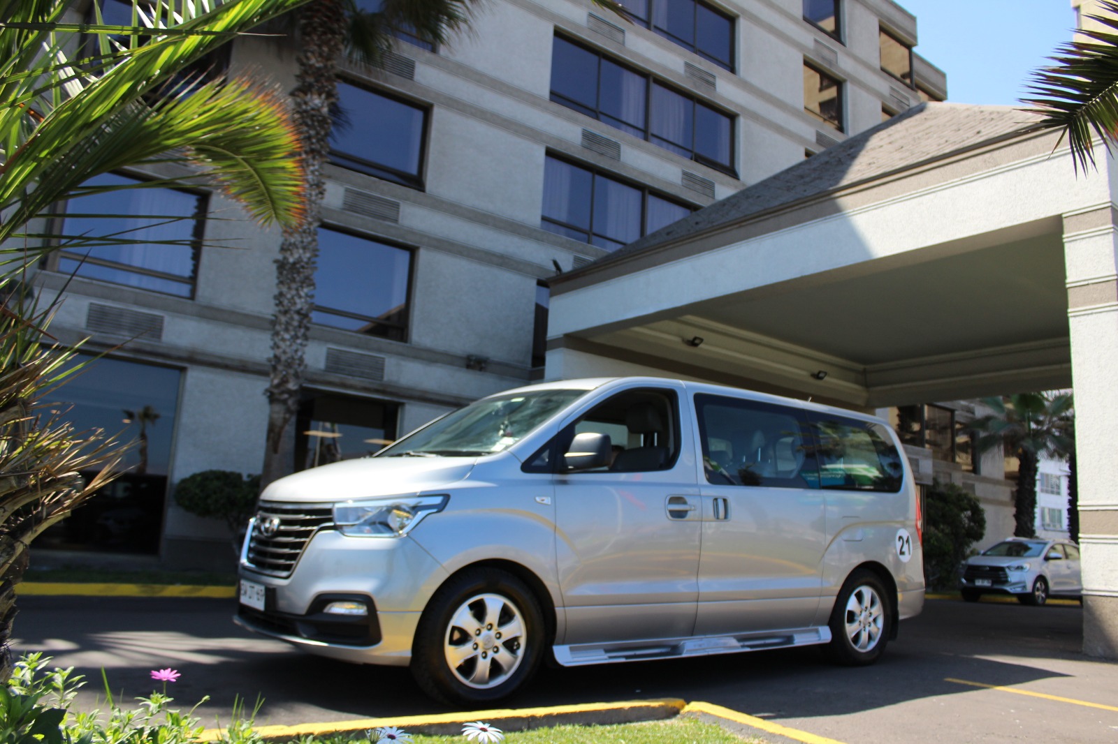 Minivan de Transfer Isi