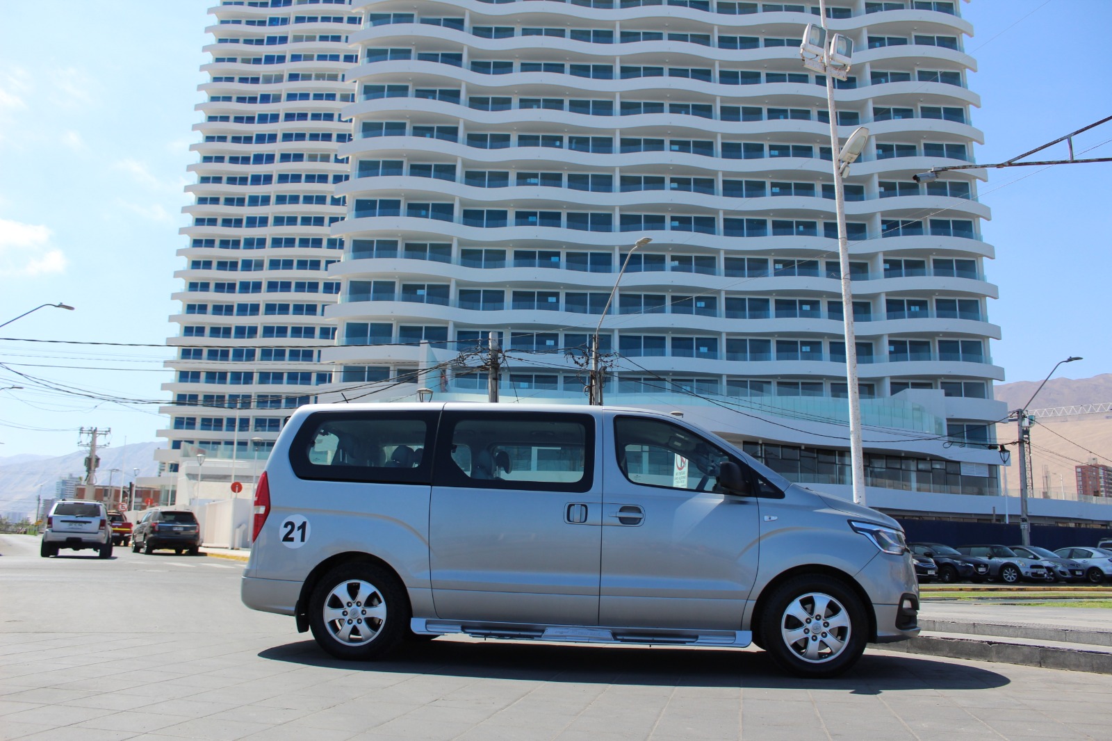 Minivan de Transfer Isi